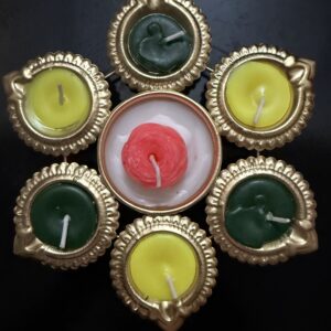 Peony Urli Candle (Green & Yellow)